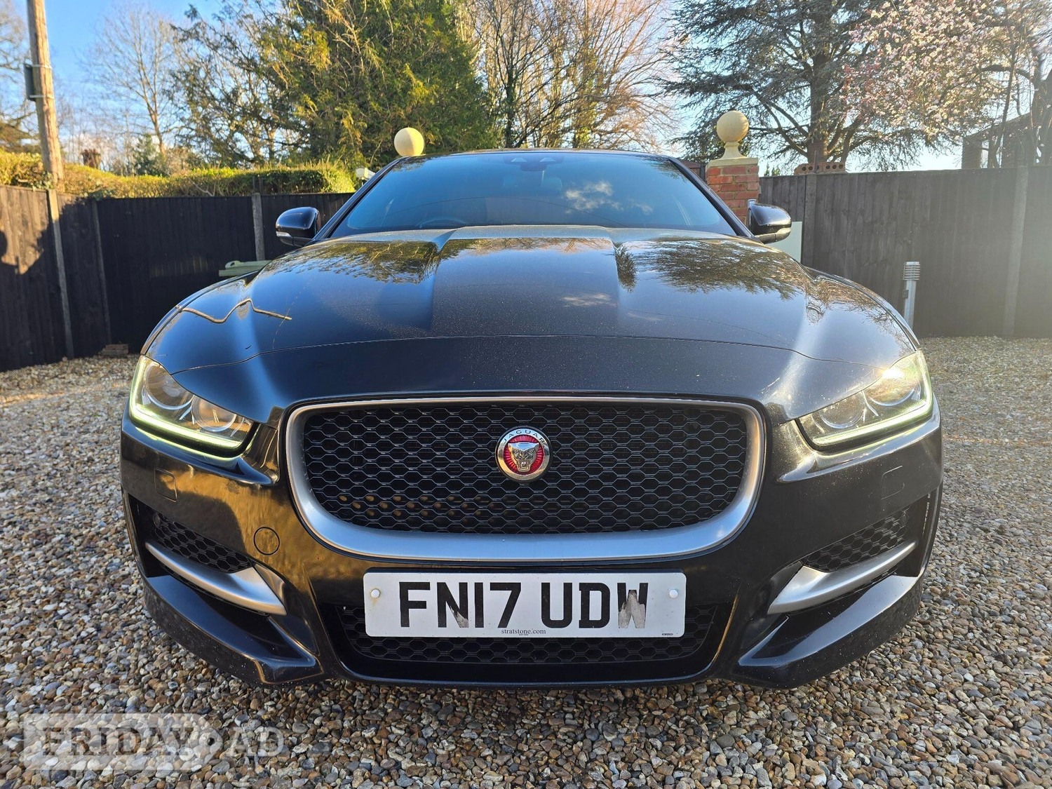 Jaguar XE 2017 - Cars in Aldershot