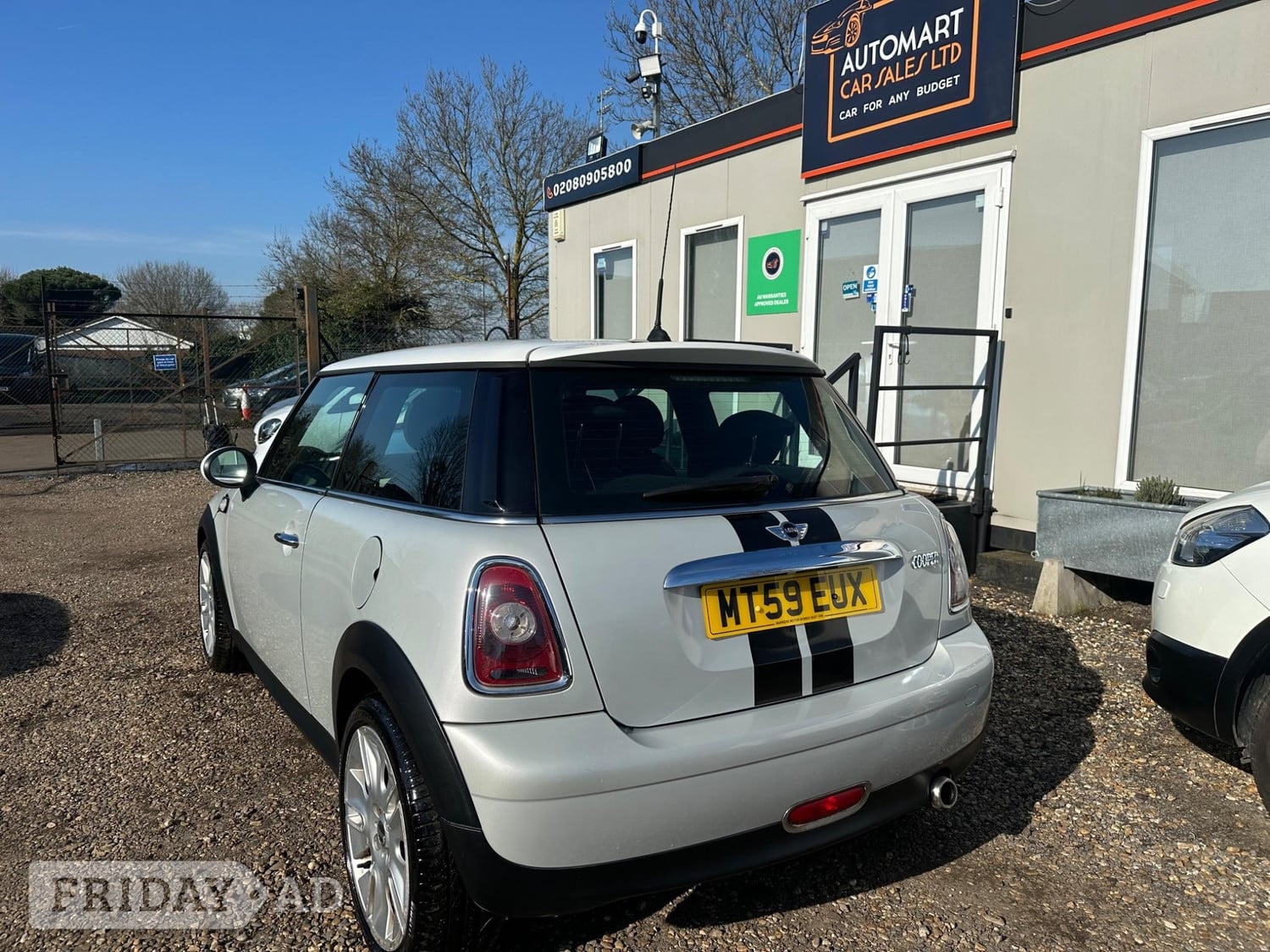 Mini Hatch 2009 - Cars in Sunbury-On-Thames