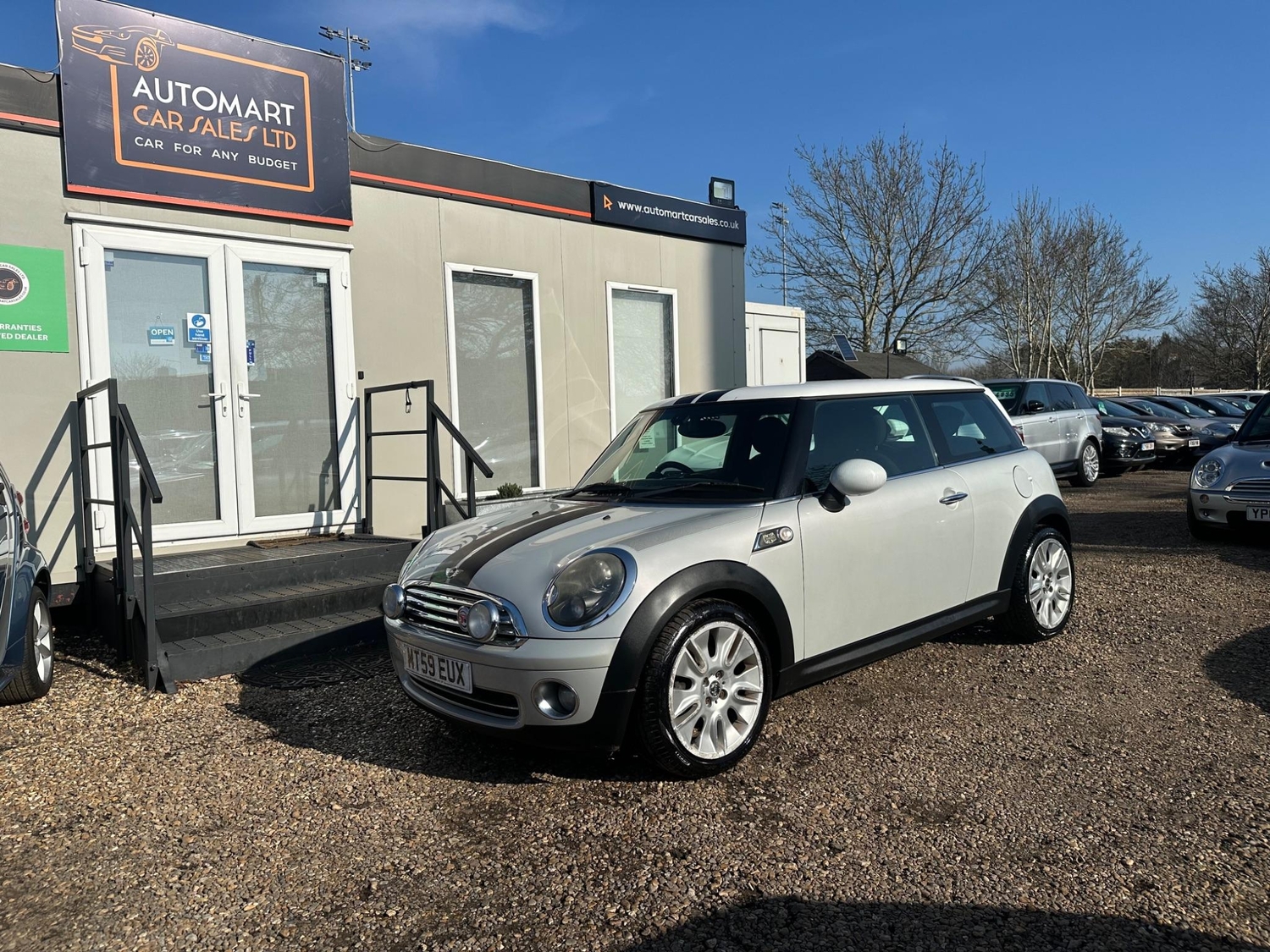 [ berth ]Mini Hatch
