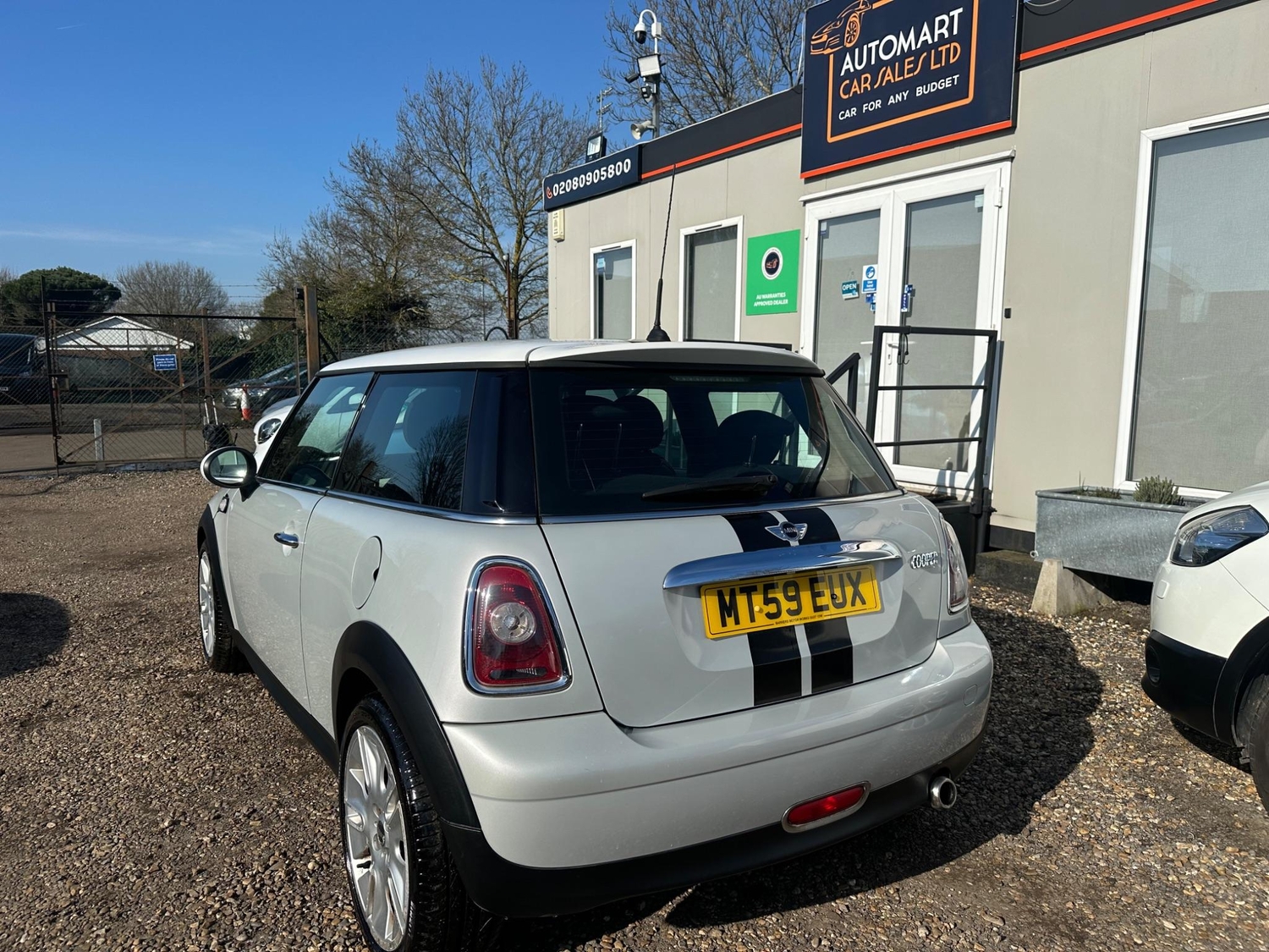 Mini Hatch 2009 - Cars in Sunbury-On-Thames