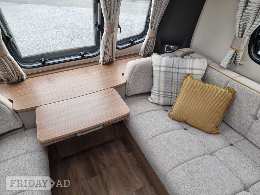 Coachman VIP 575 2018 - Motorhomes & Caravans