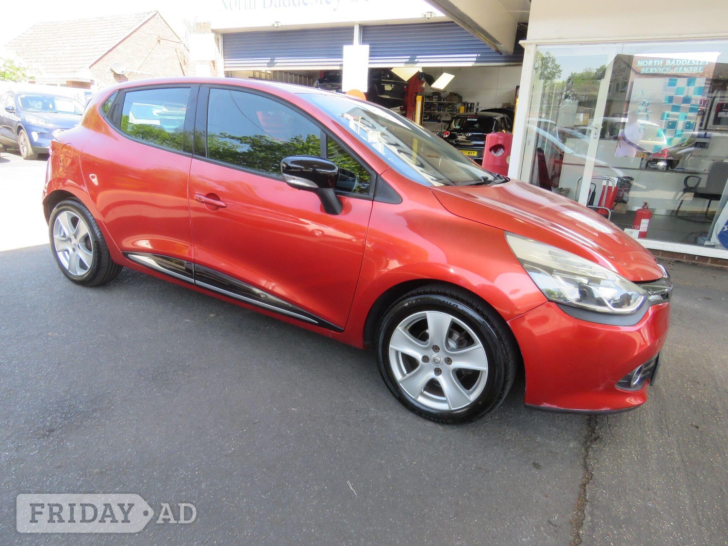 [ berth ]Renault Clio
