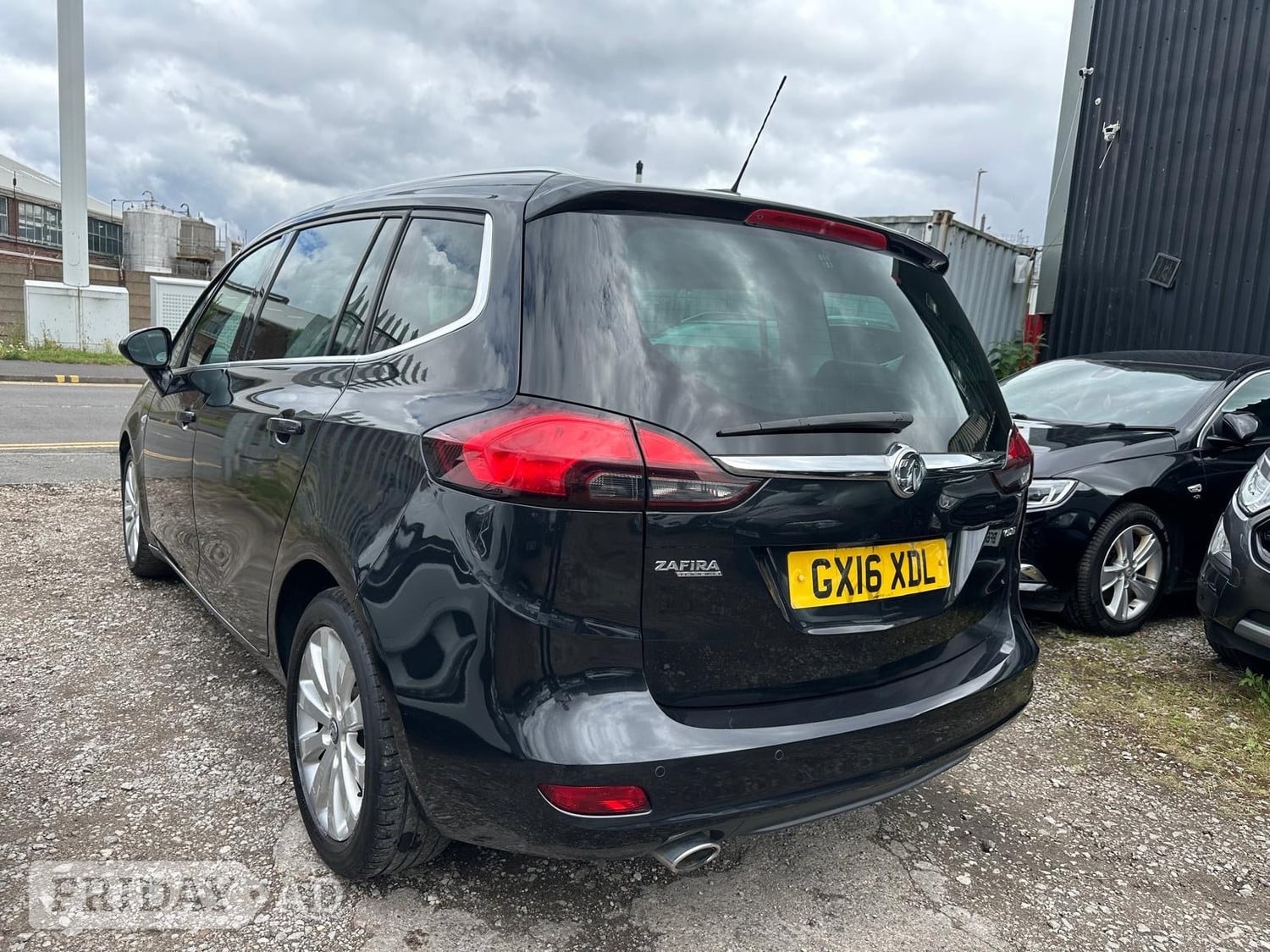 Vauxhall Zafira Tourer 2016 - Cars in Oldbury