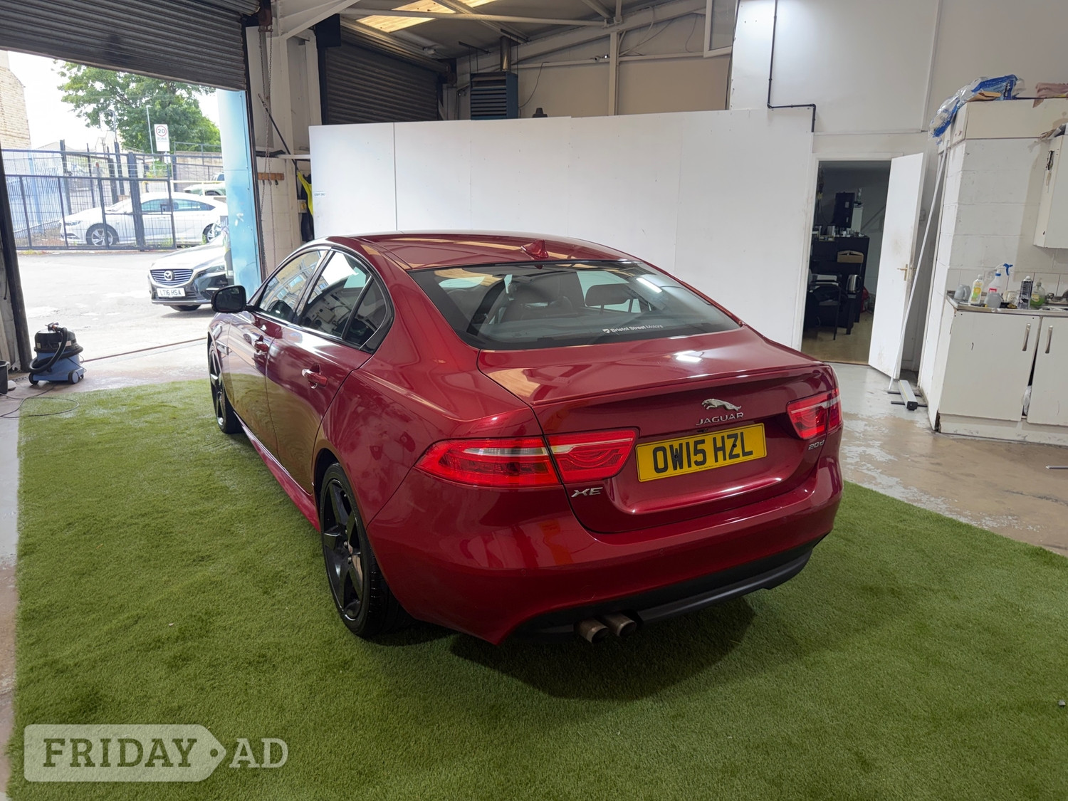 Jaguar XE 2015 - Cars in Dewsbury