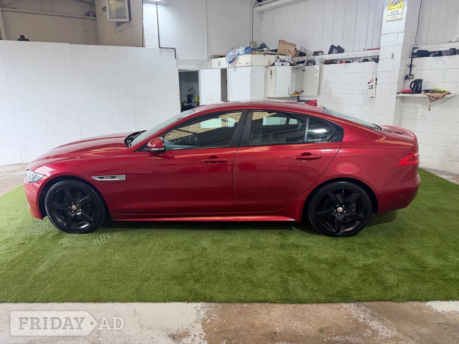Jaguar XE 2015 - Cars