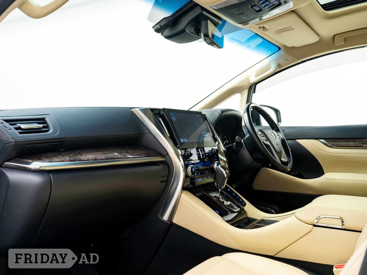 Toyota Alphard 2022 - Cars