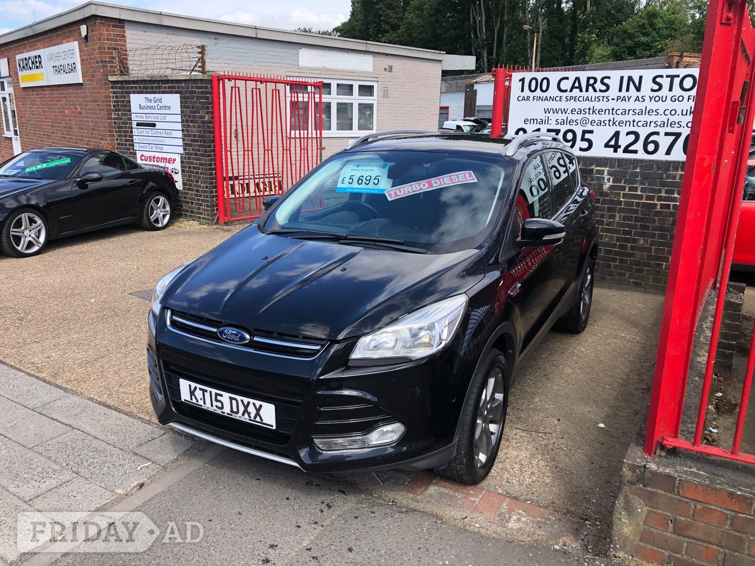 [ berth ]Ford Kuga