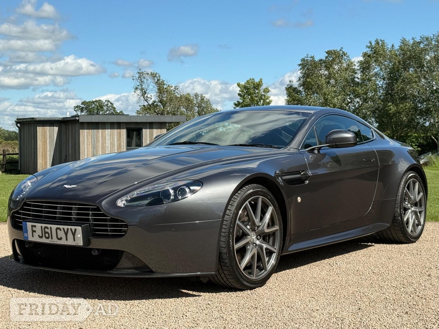 Aston Martin Vantage 2011 in Wigston