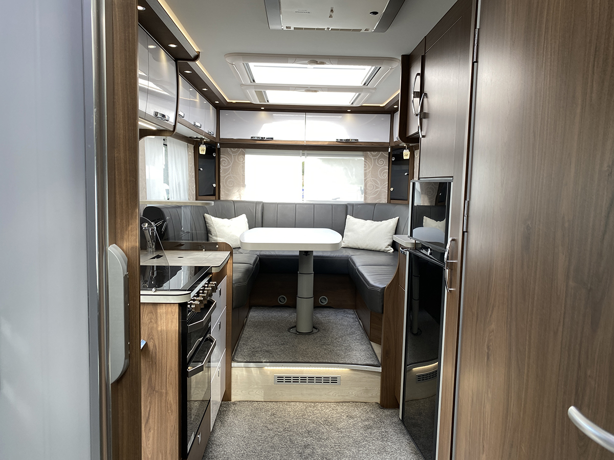 [2 berth ]Frankia F-Line I 740 Plus