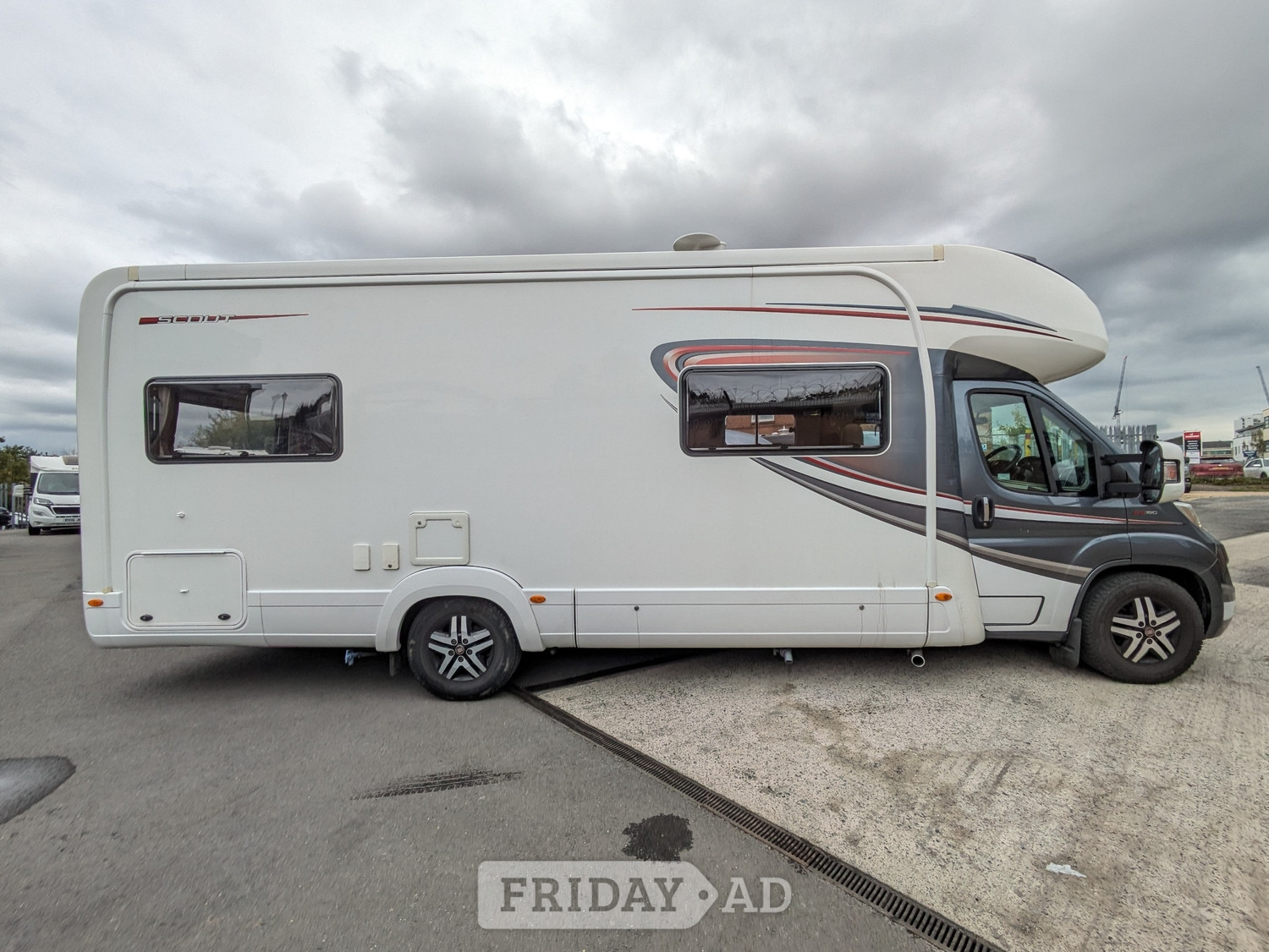 Auto-Trail Frontier Scout Hi-Line Bracknell