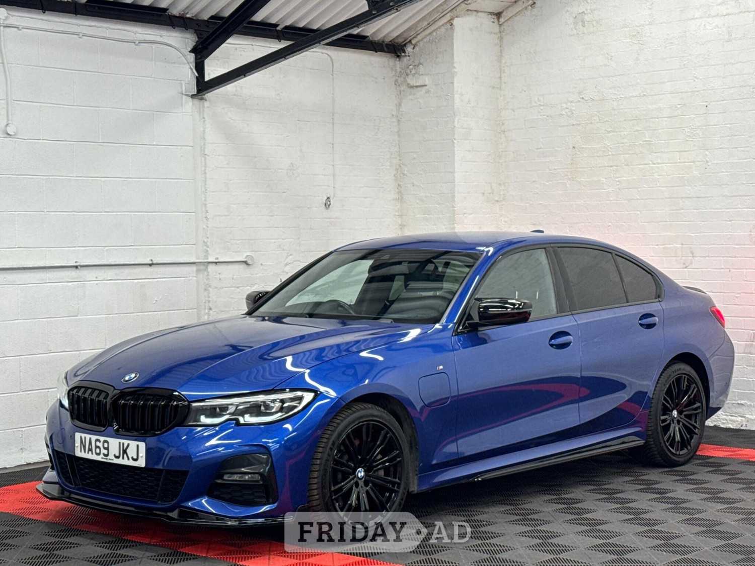 [ berth ]BMW 3 Series