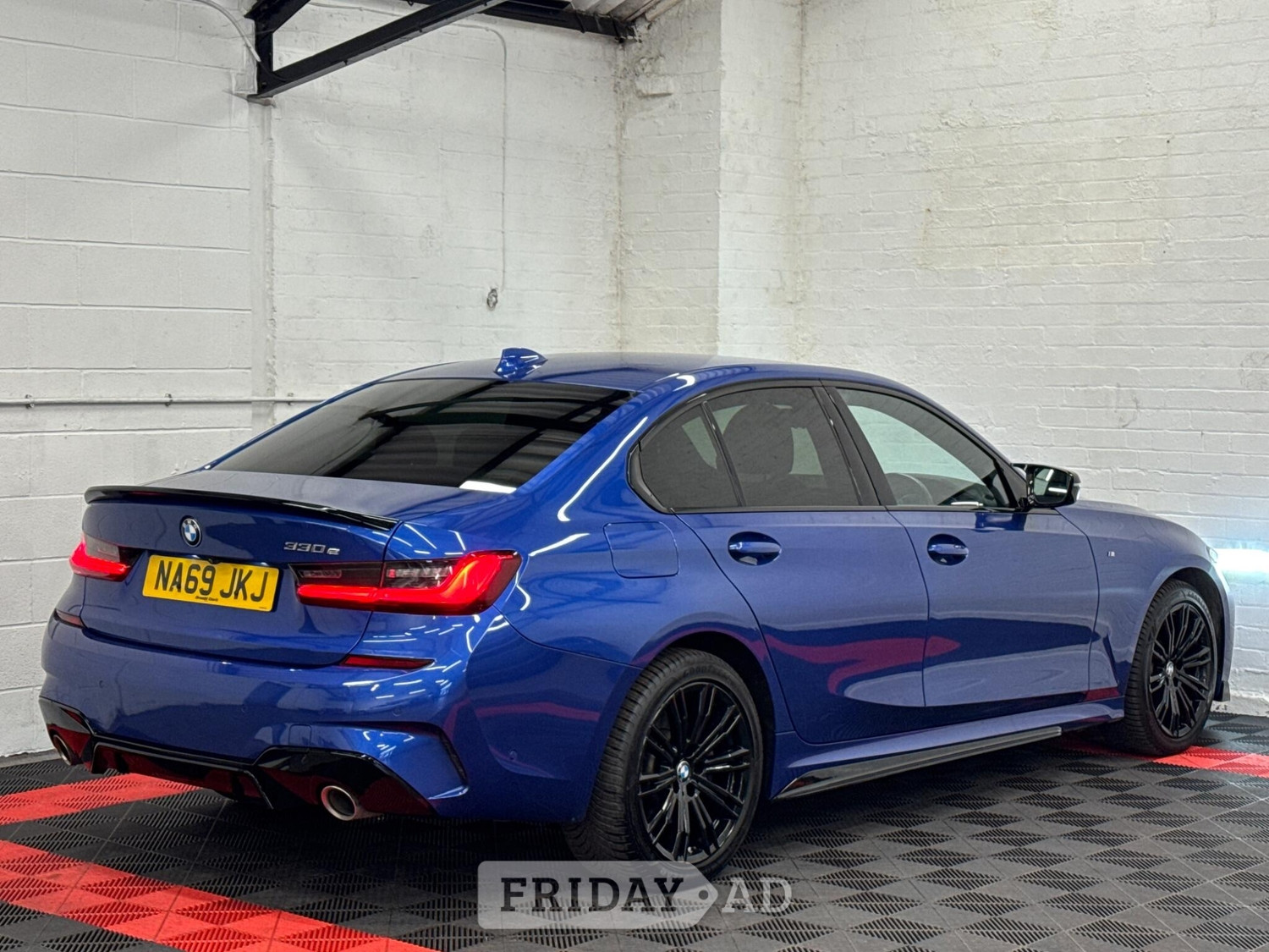 BMW 3 Series 2019 - Cars