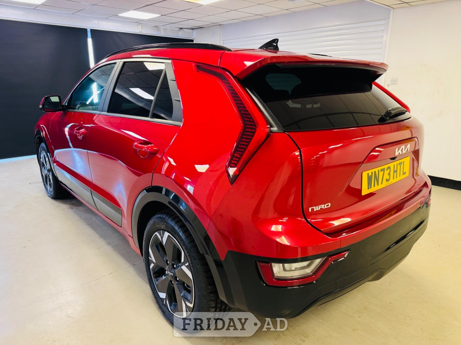 Kia Niro 2023 - Cars in Stroud