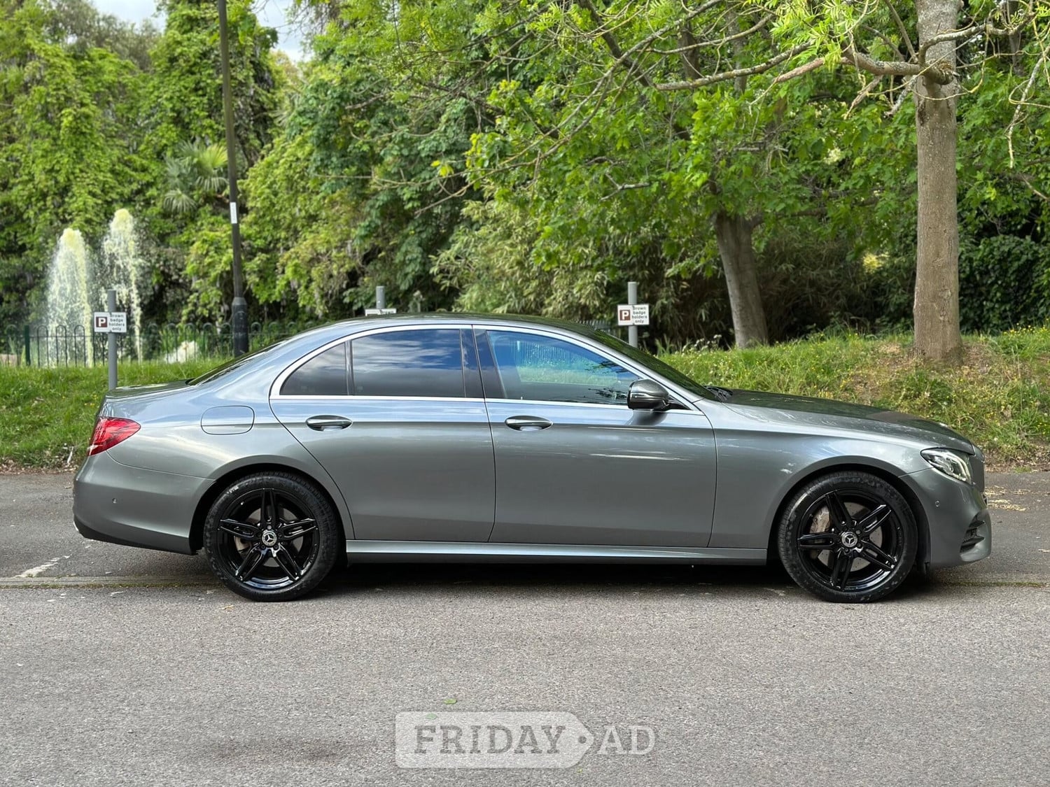 [ berth ]Mercedes-Benz E Class