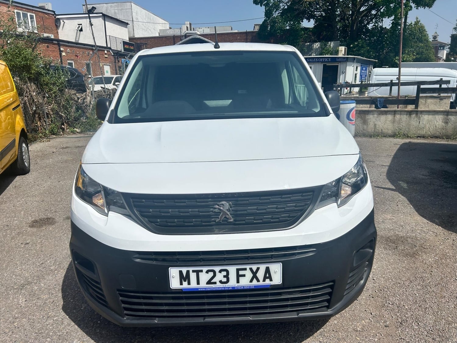 [ berth ]Peugeot Partner