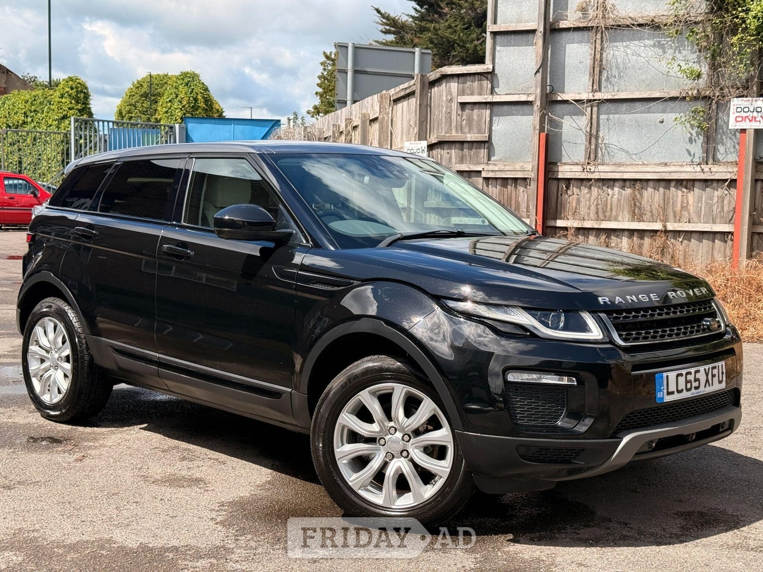 Land Rover Range Rover Evoque 2016 in Bristol
