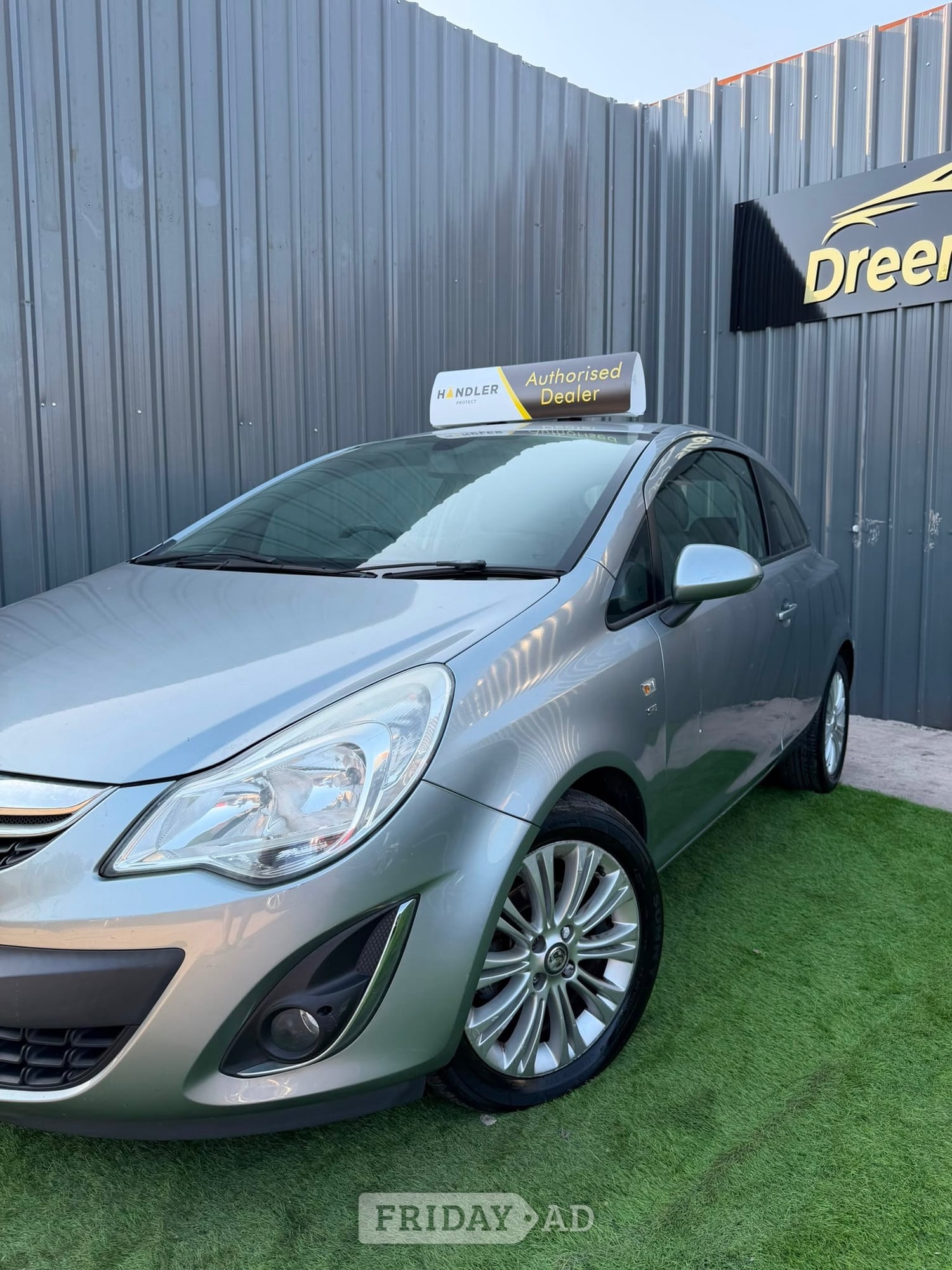 Vauxhall Corsa 2013 in Oldbury