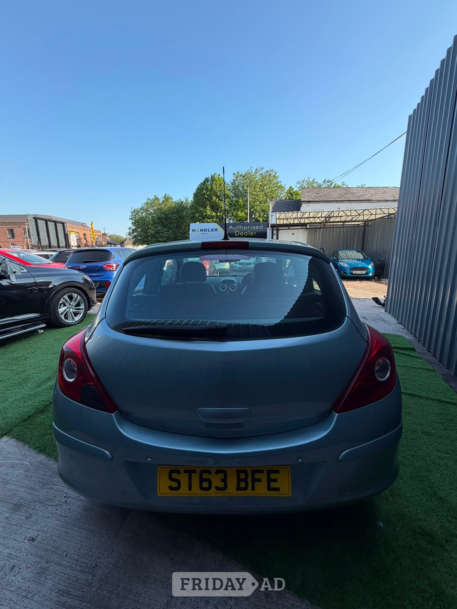 Vauxhall Corsa 2013 - Cars in Oldbury