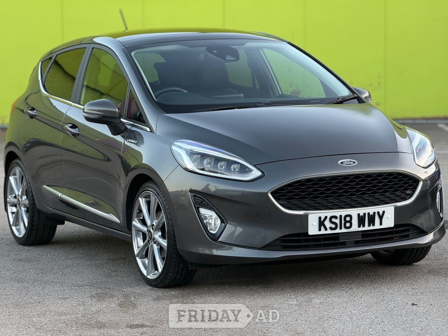 [ berth ]Ford Fiesta
