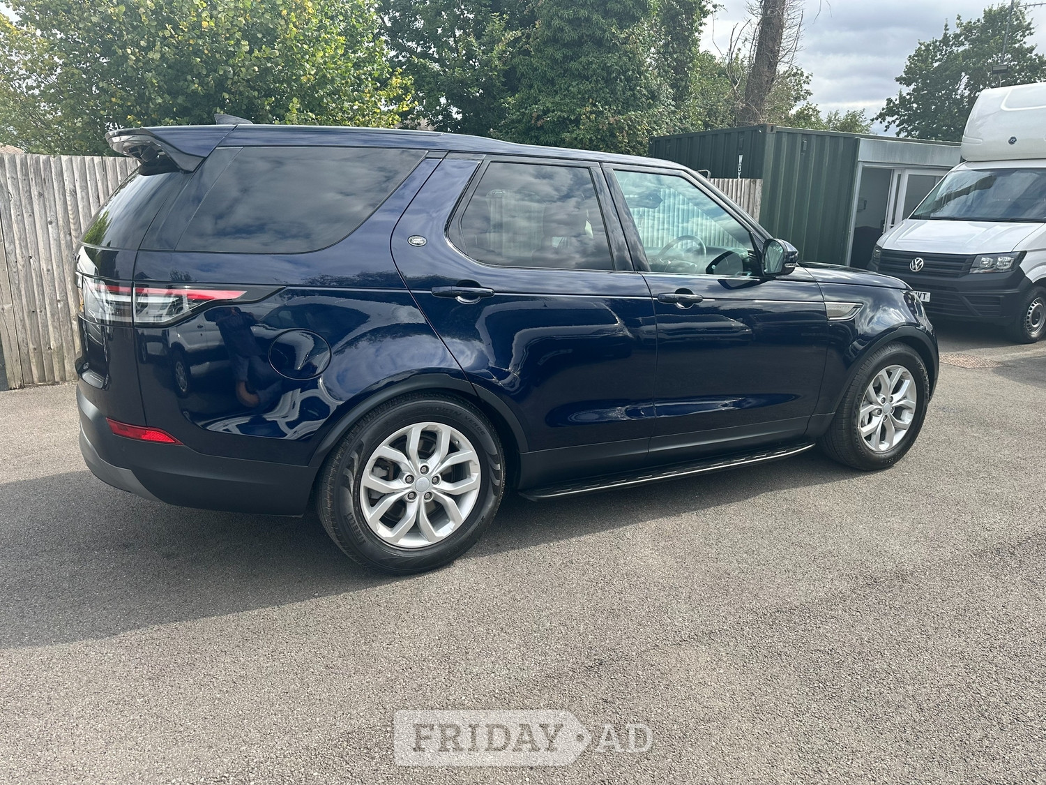 Land Rover Discovery 2020 - Vans & Commercial Vehicles