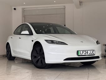 Tesla Model 3 2024