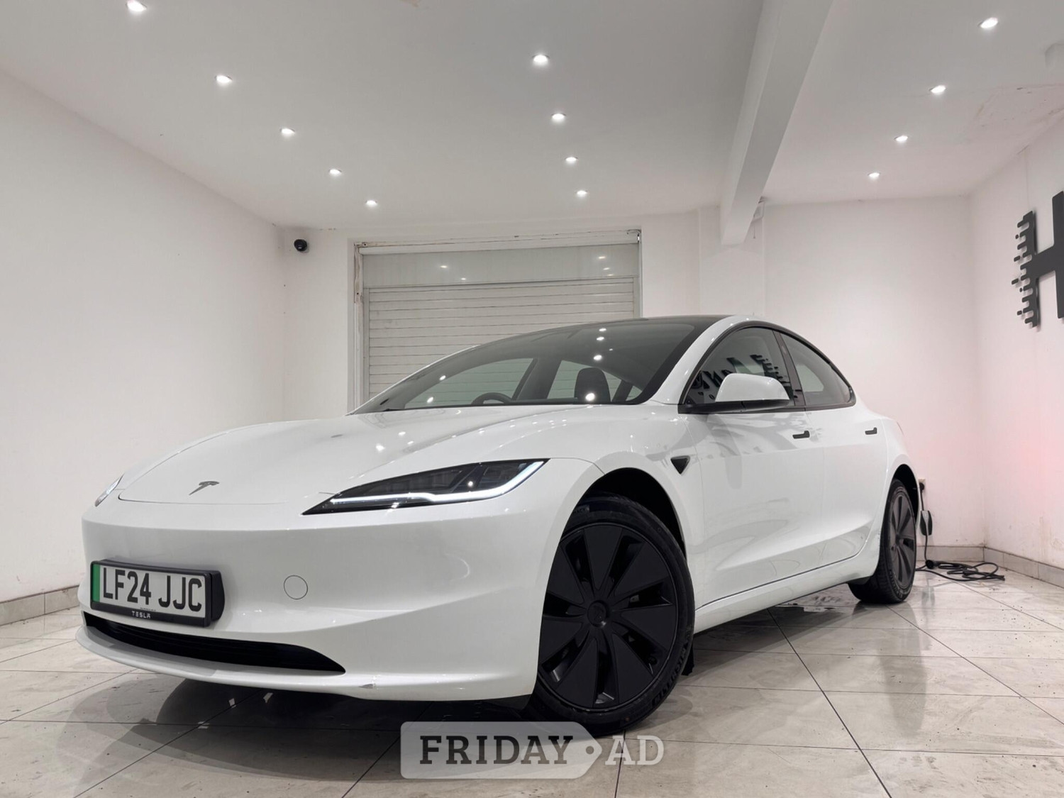 Tesla Model 3 2024 - Cars in Hounslow