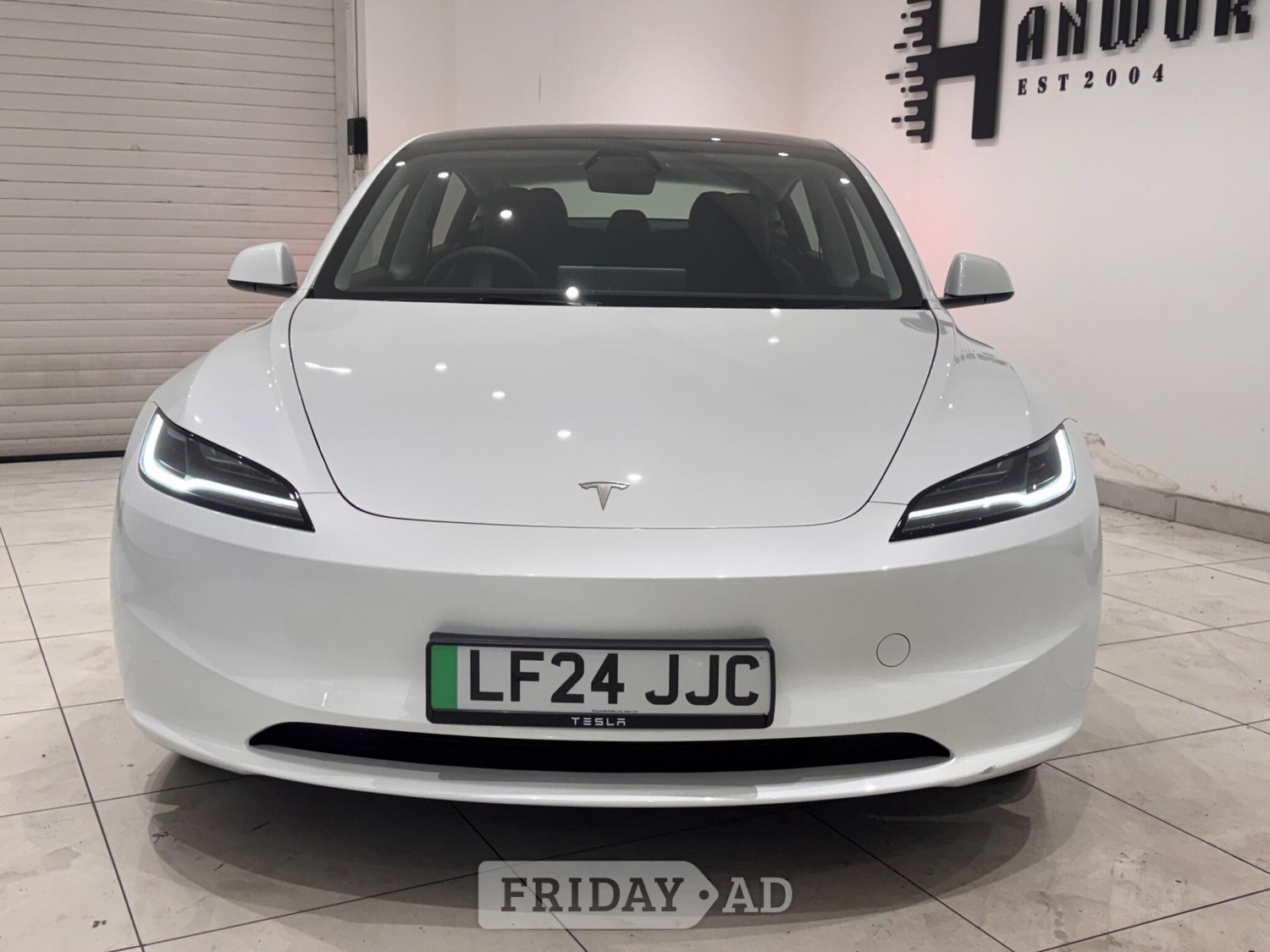 Tesla Model 3 2024 - Cars
