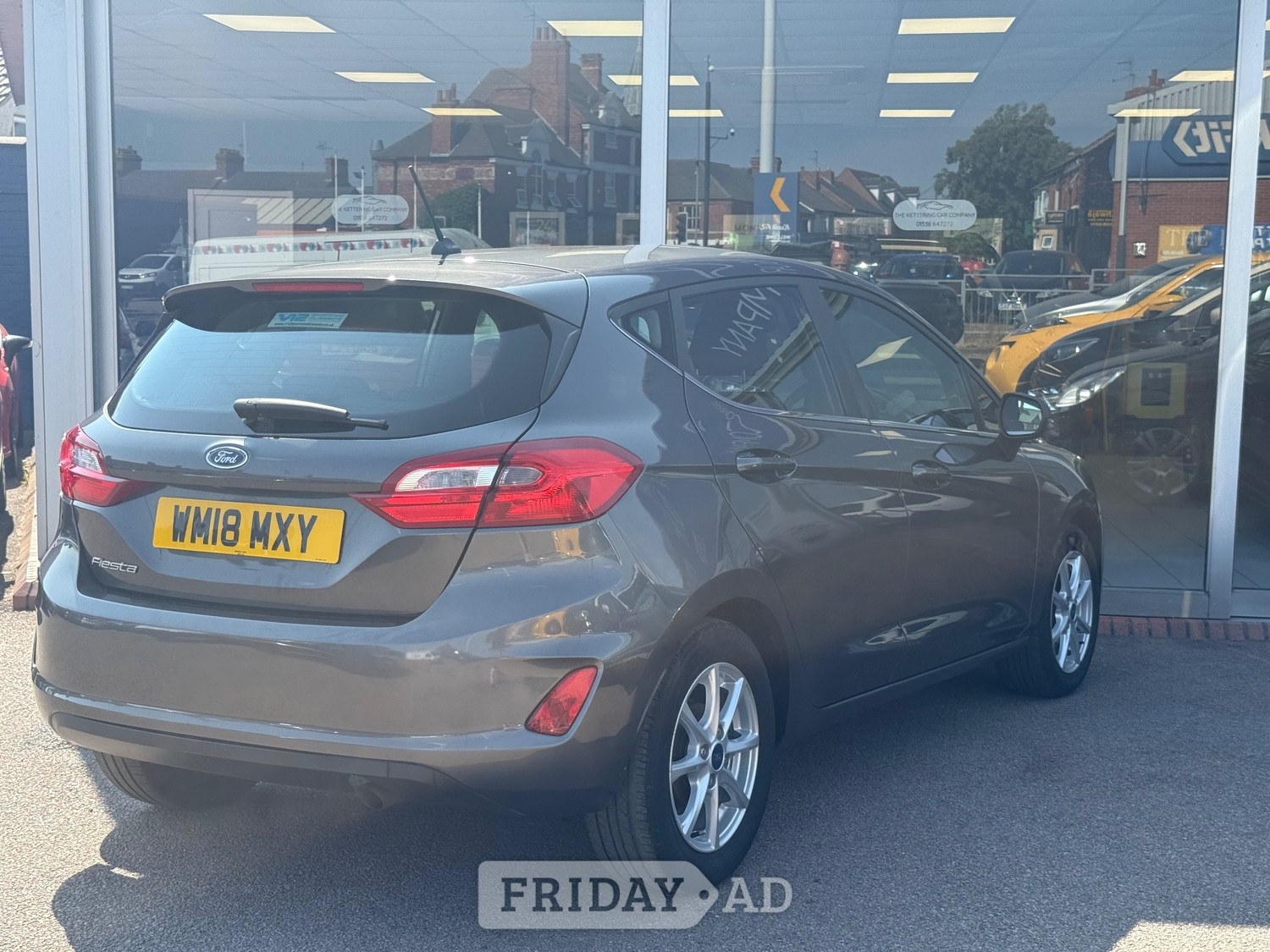 [ berth ]Ford Fiesta
