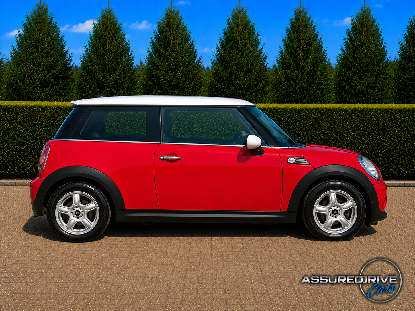 Mini Hatch Luton