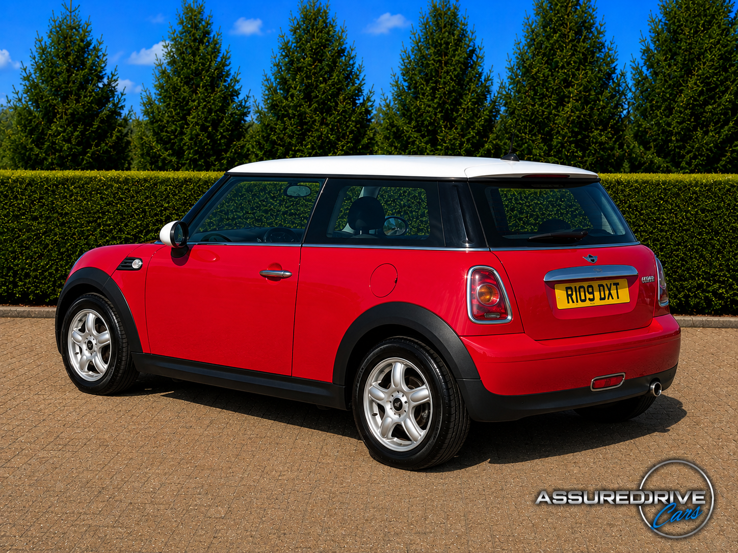 Mini Hatch 2009 - Cars in Luton