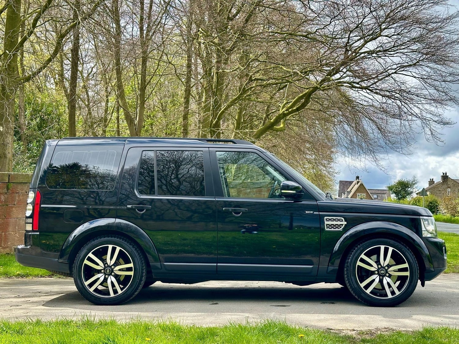 [ berth ]Land Rover Discovery 4