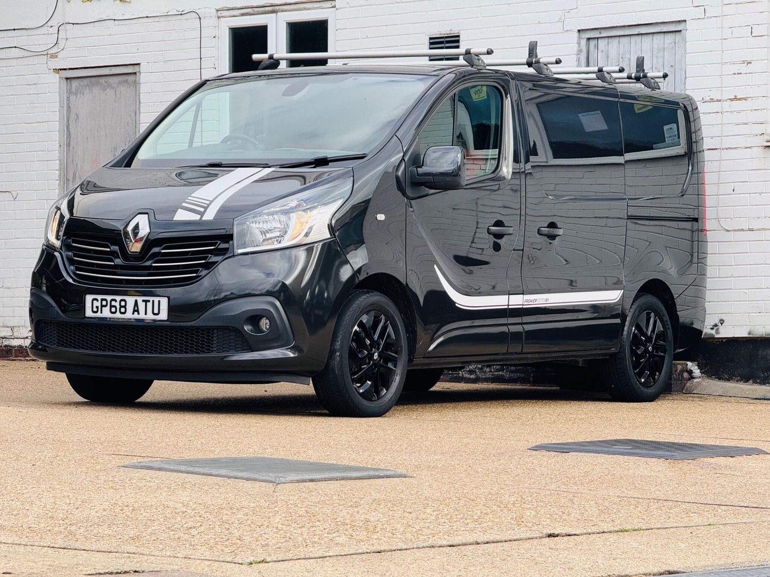 [ berth ]Renault Trafic