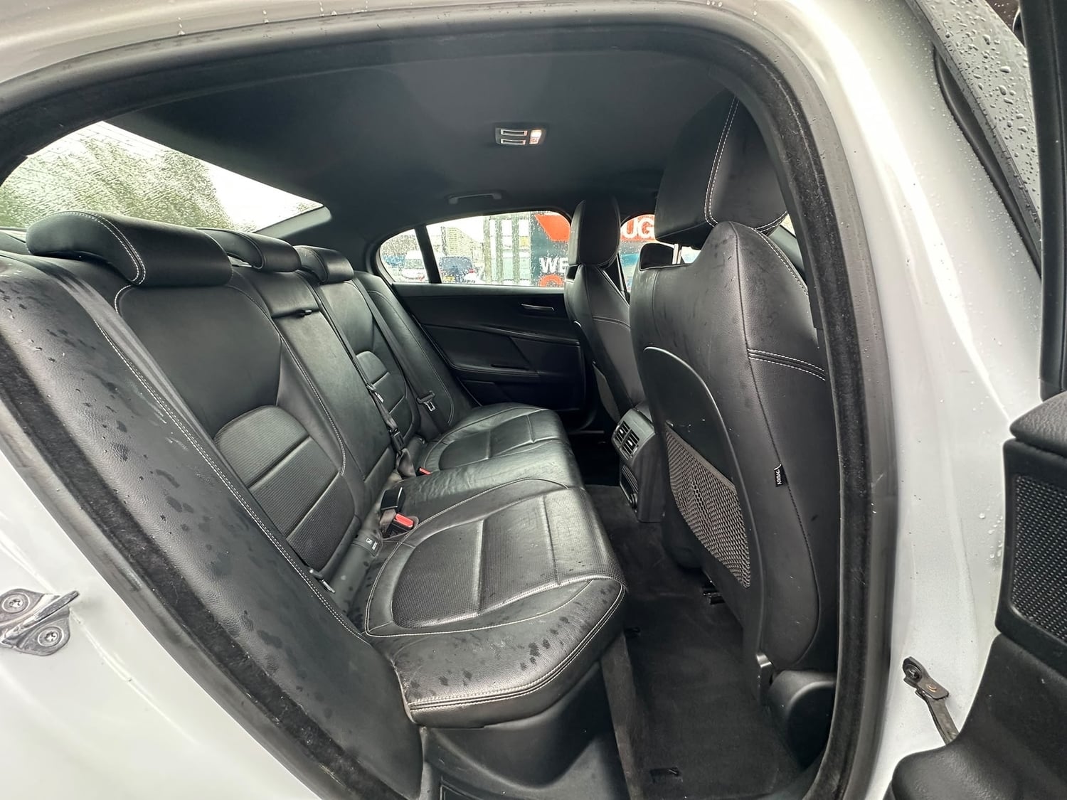 Jaguar XE 2016 - Cars