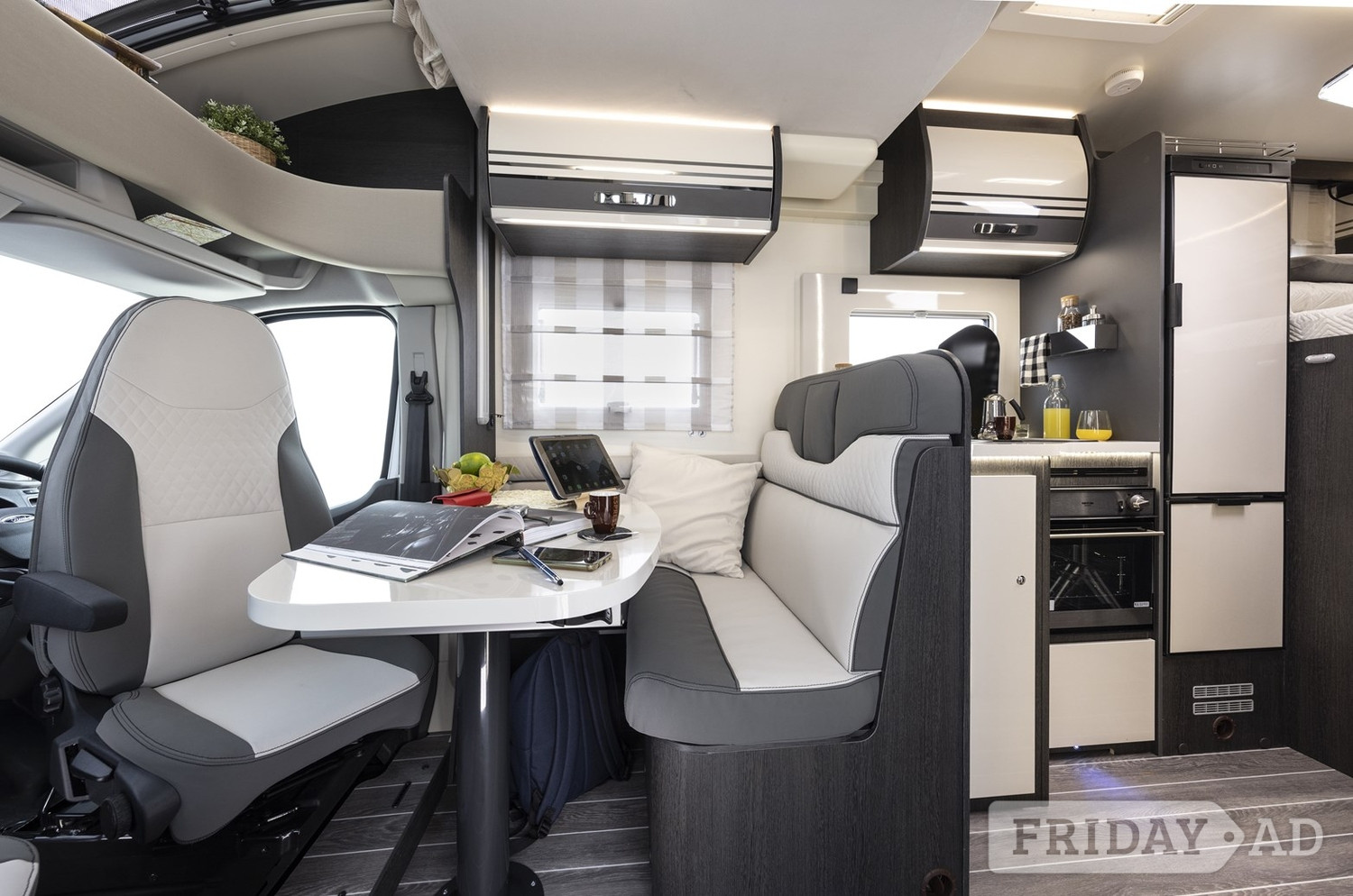 Roller Team Zefiro 665 2024 for sale - Motorhomes & Caravans in Llanelli