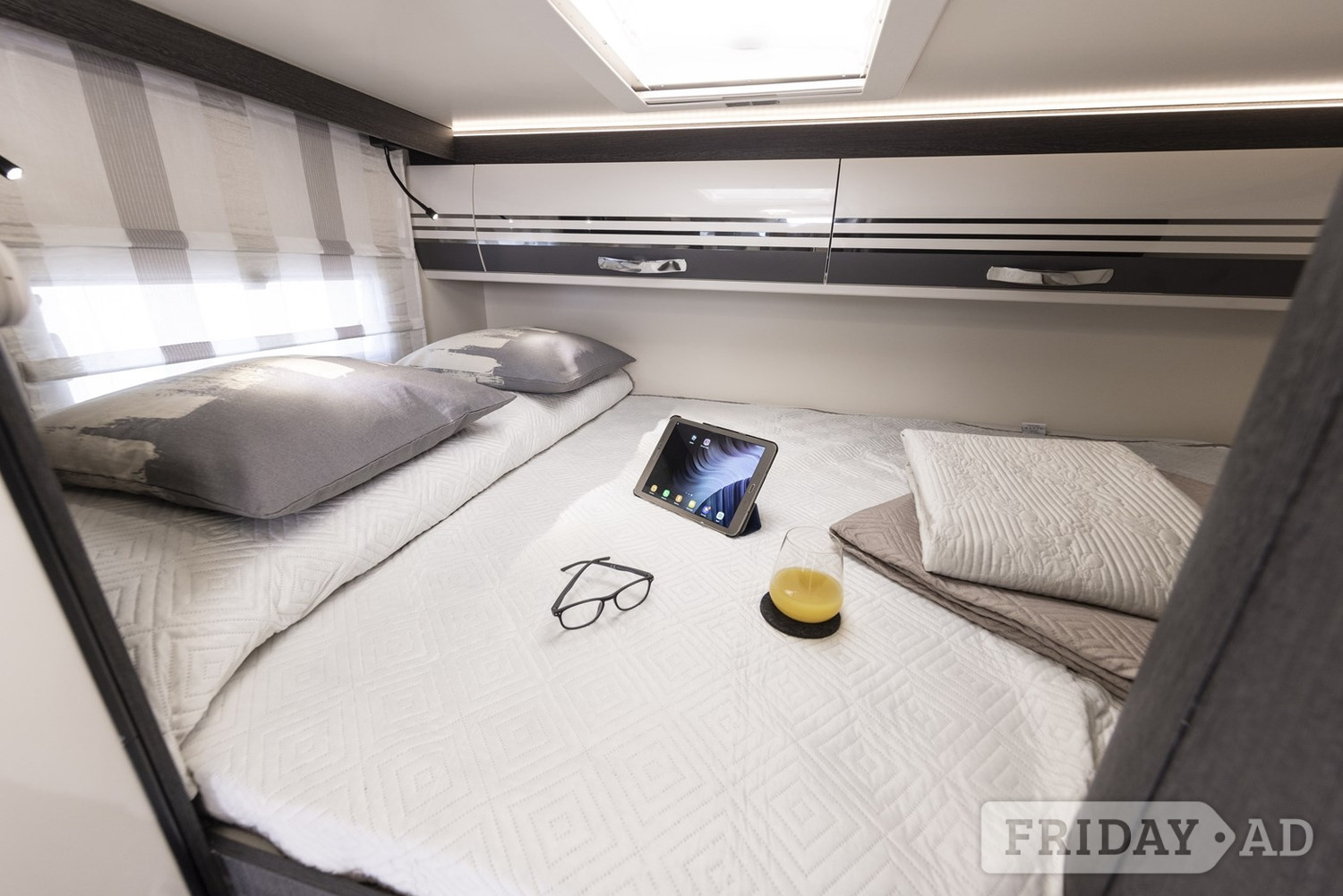 Roller Team Zefiro 665 2024 for sale - Motorhomes & Caravans