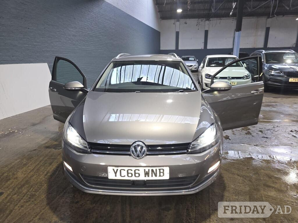 Volkswagen Golf 2016 - Cars