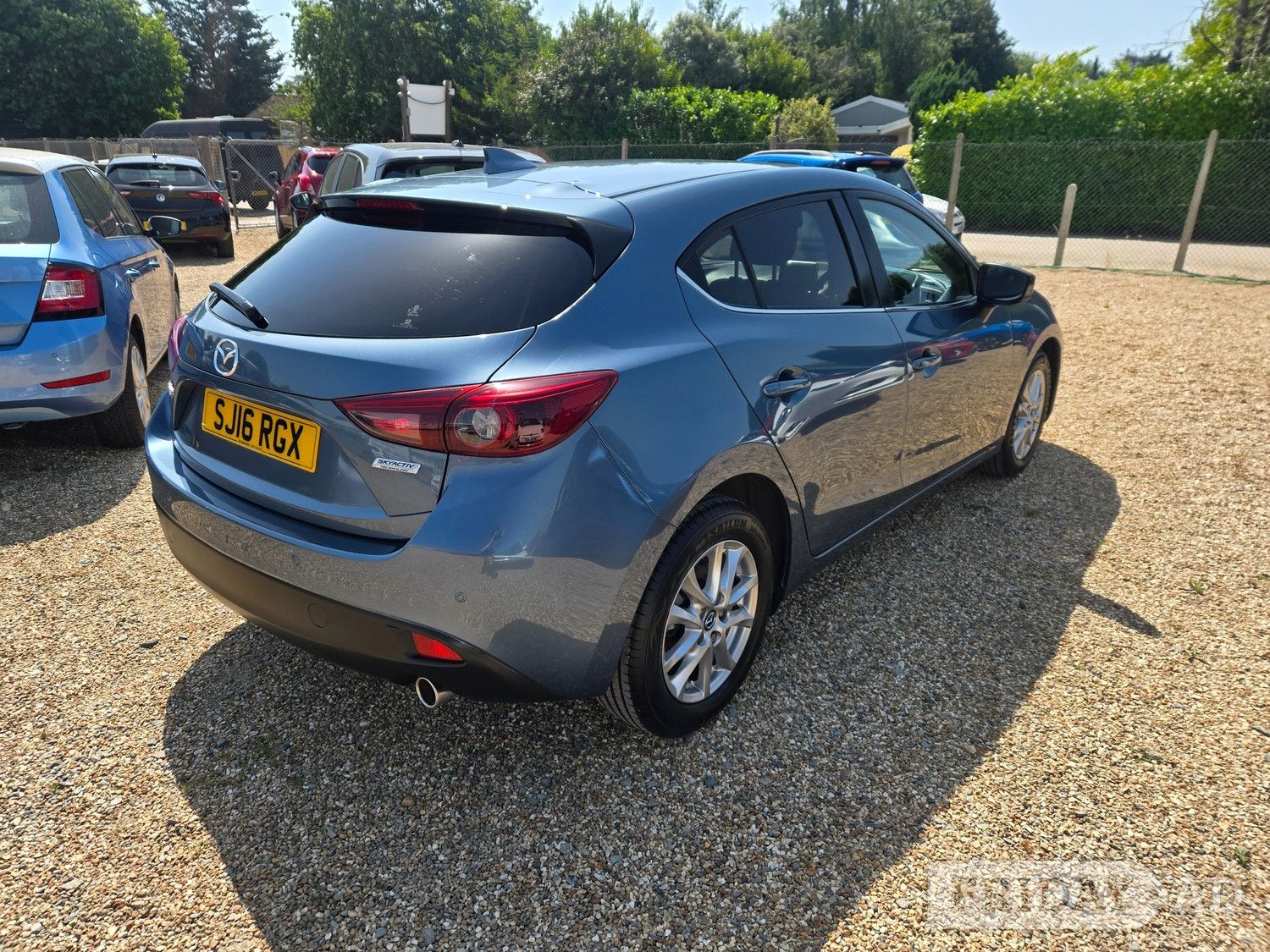 Mazda 3 2016 - Cars