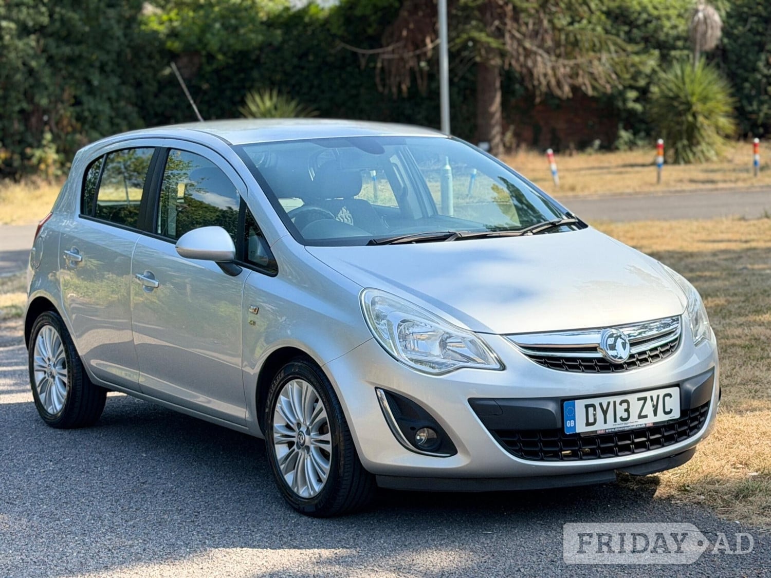 Vauxhall Corsa 2013 in Slough