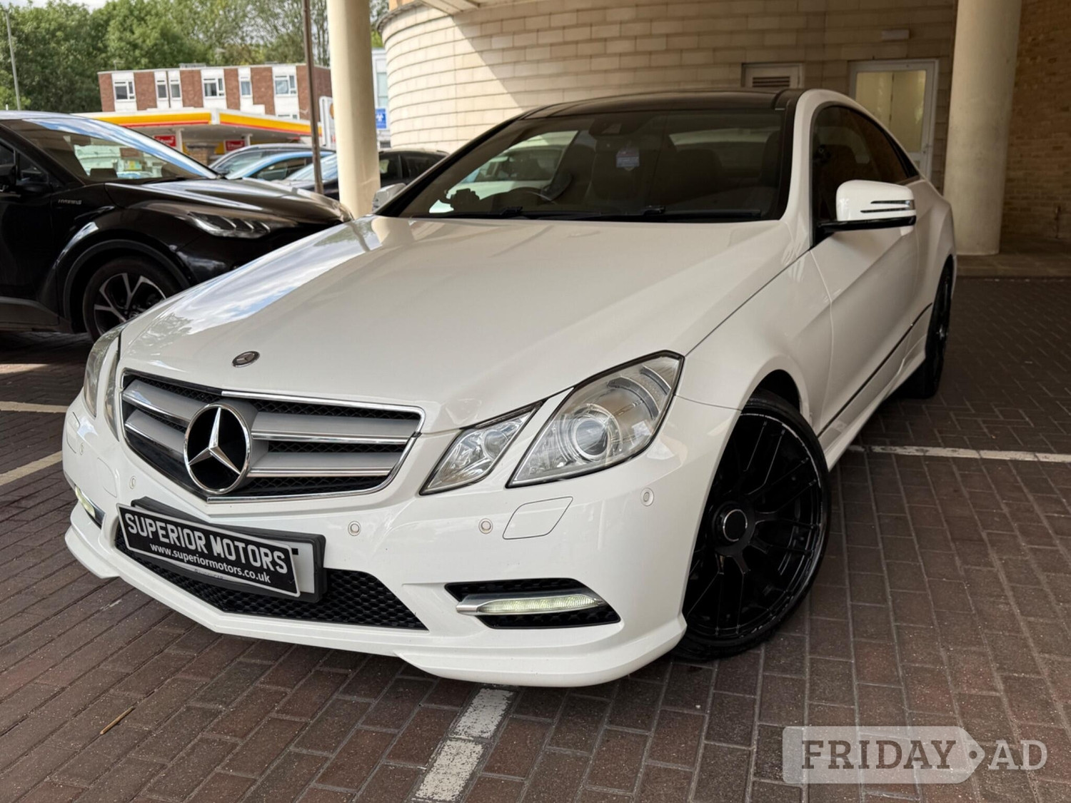 [ berth ]Mercedes-Benz E Class