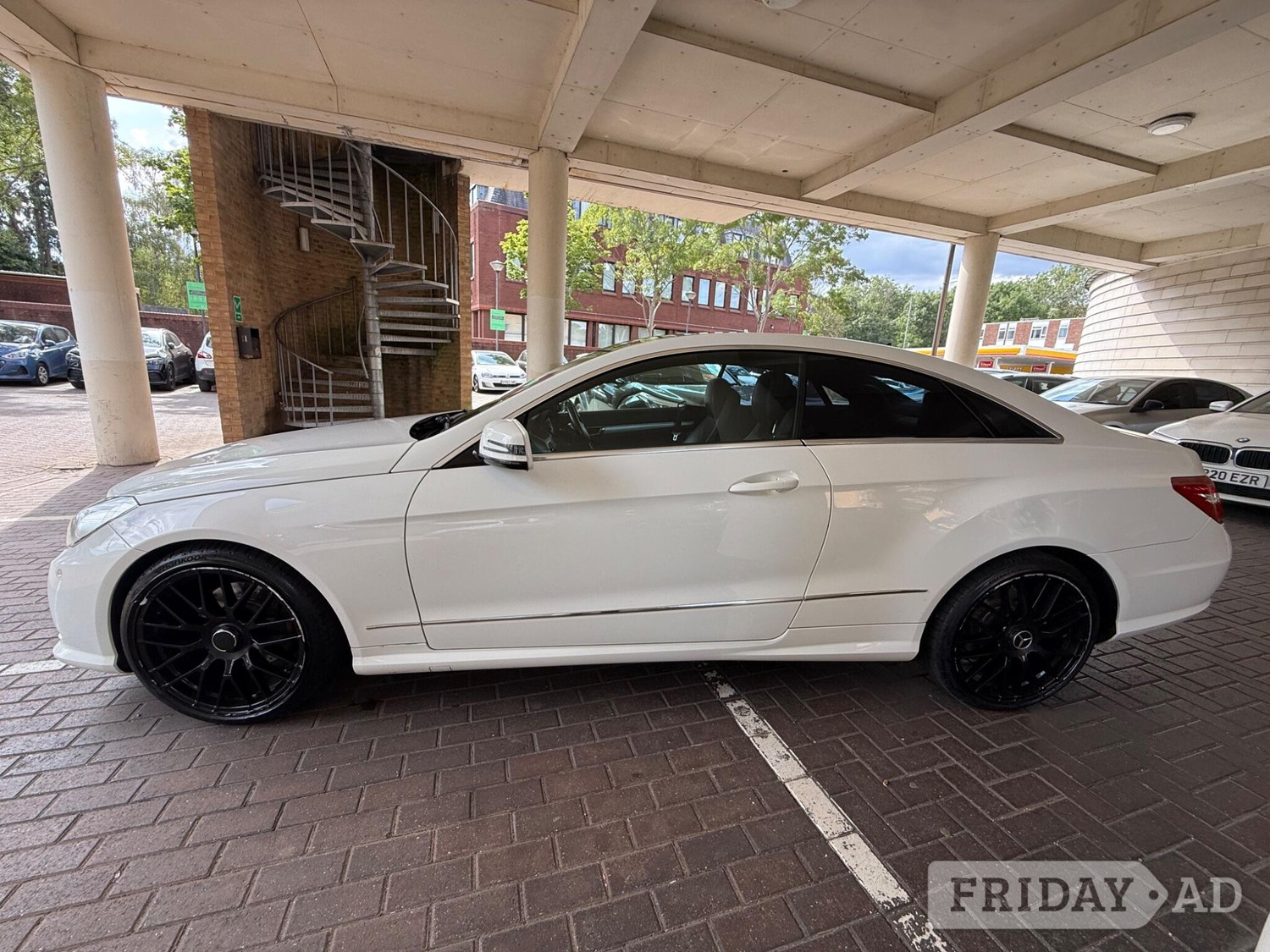 Mercedes-Benz E Class 2013 - Cars in Staines