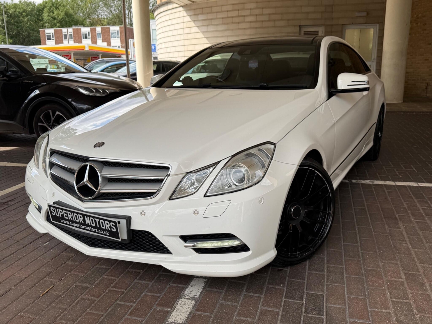 [ berth ]Mercedes-Benz E Class