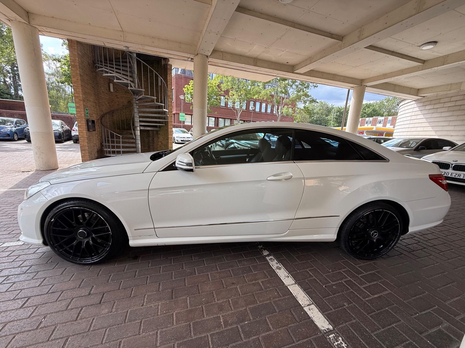 Mercedes-Benz E Class 2013 - Cars in Staines