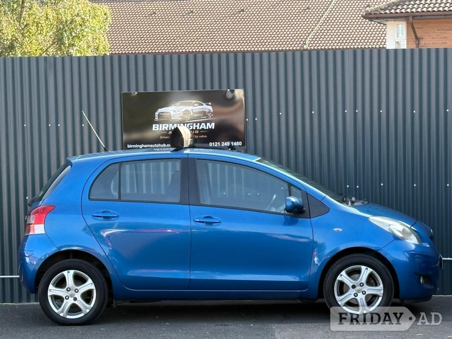 Toyota Yaris 2011 - Cars in Birmingham