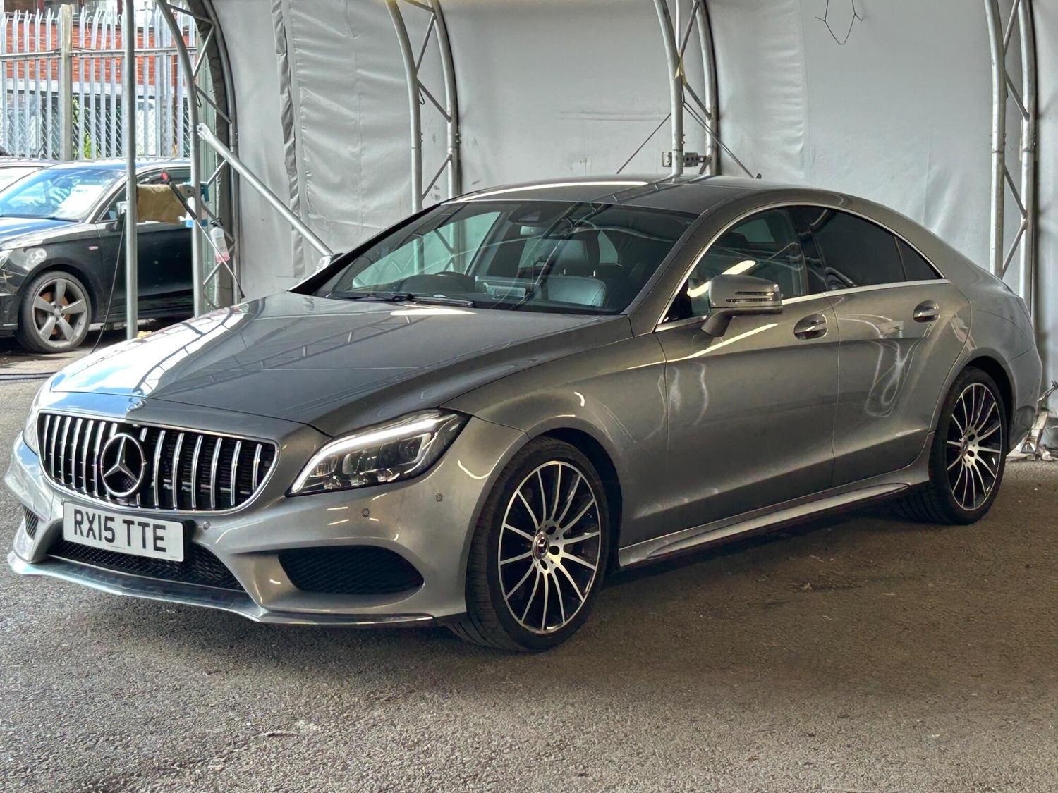 [ berth ]Mercedes-Benz CLS Class