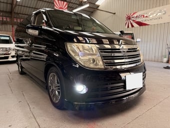 Nissan Elgrand 2006