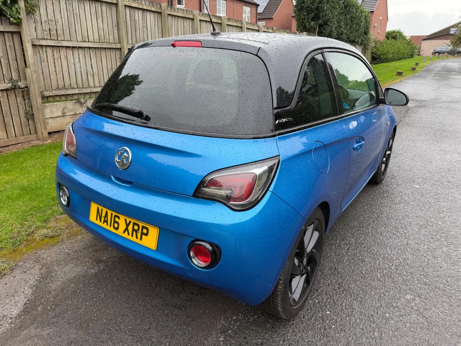 [ berth ]Vauxhall Adam