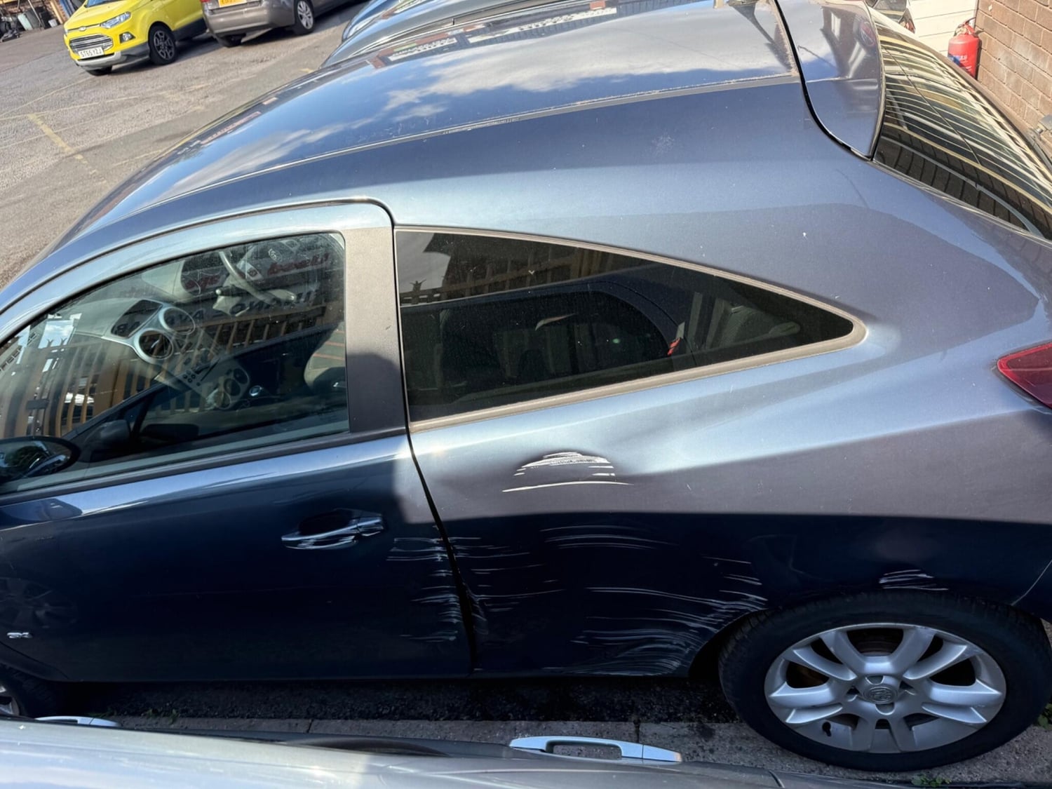 [ berth ]Vauxhall Corsa