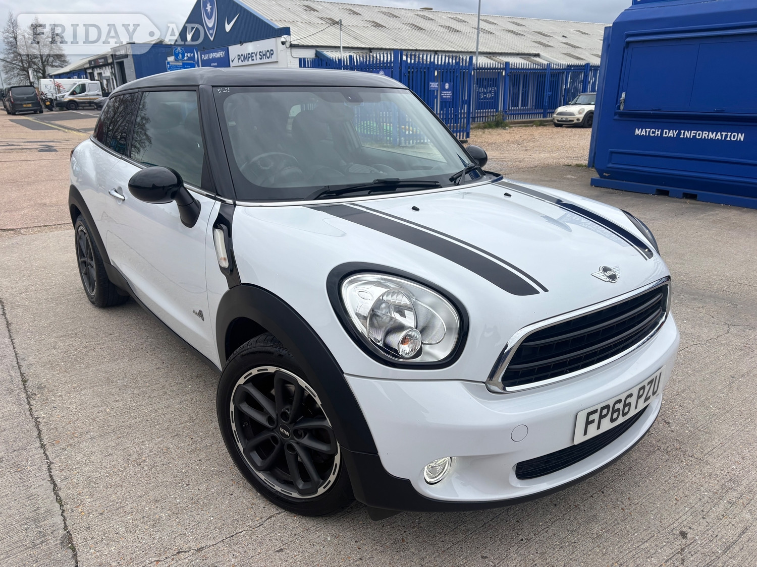 Mini Paceman 2016 in Portsmouth