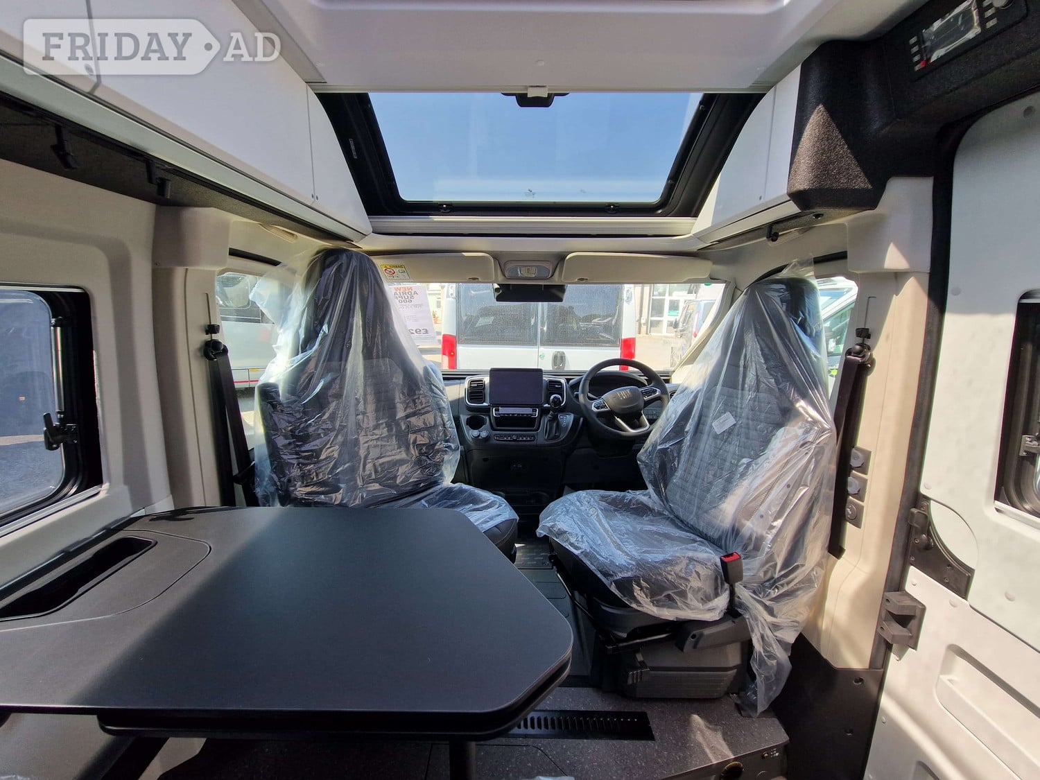 [3 berth ]Adria Twin Twin Supreme 600 SPB