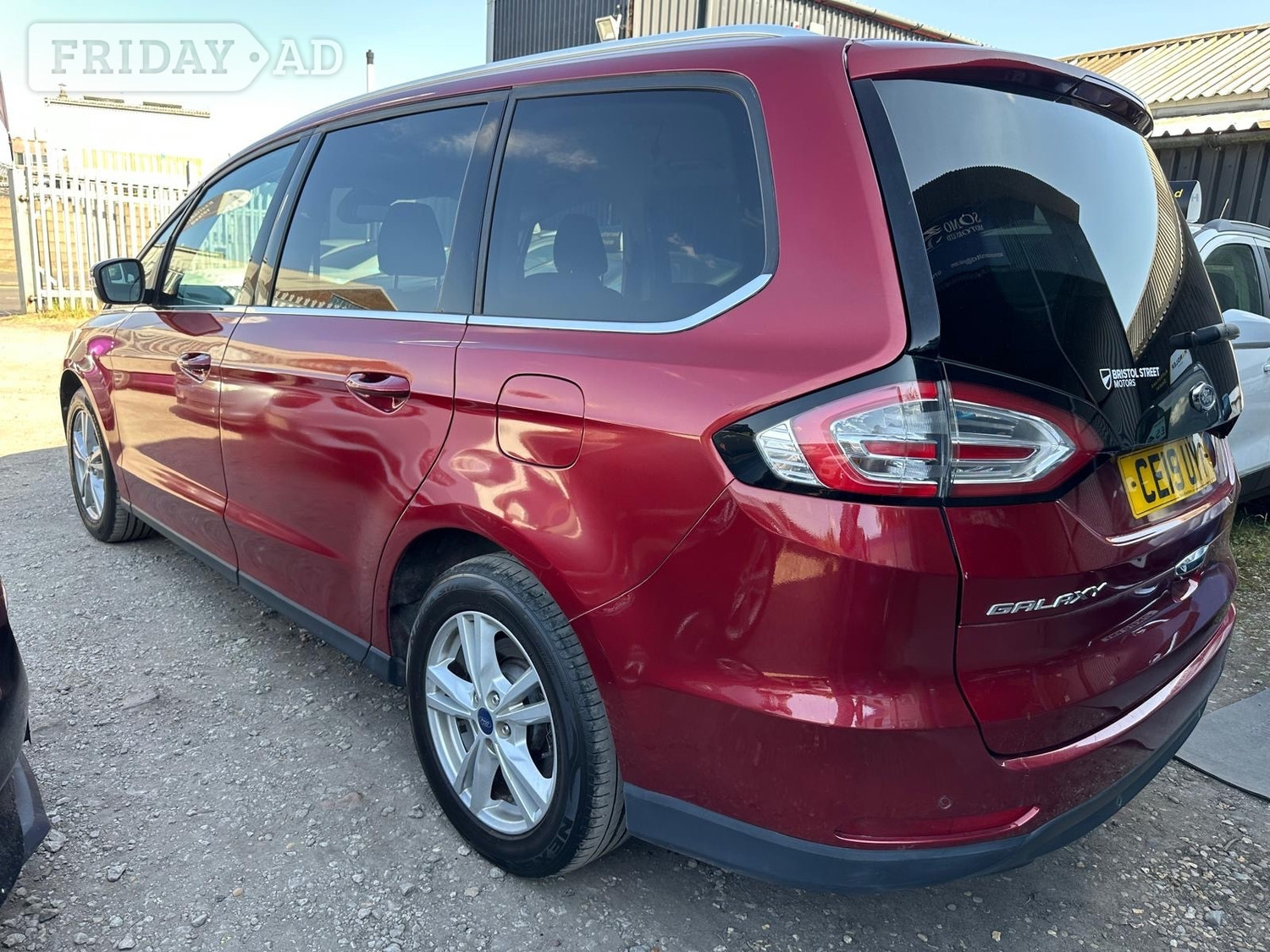 Ford Galaxy 2019 - Cars in Oldbury
